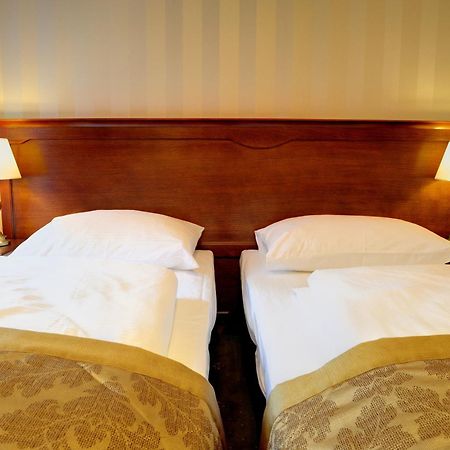 Hotel Kazimierski Zdroj Janowiec Εξωτερικό φωτογραφία
