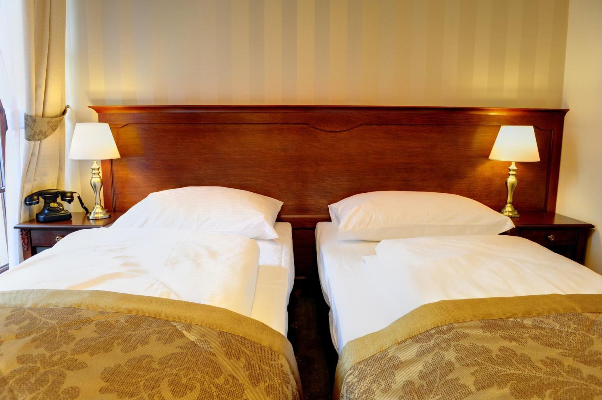 Hotel Kazimierski Zdroj Janowiec Εξωτερικό φωτογραφία